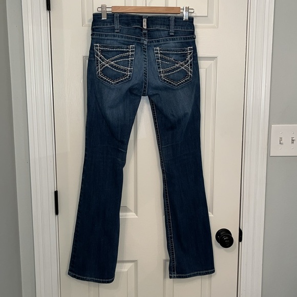 Ariat R.E.A.L. Women’s Stretch Entwined Distressed Boot Cut Jeans Sz 27R Western - Picture 4 of 12